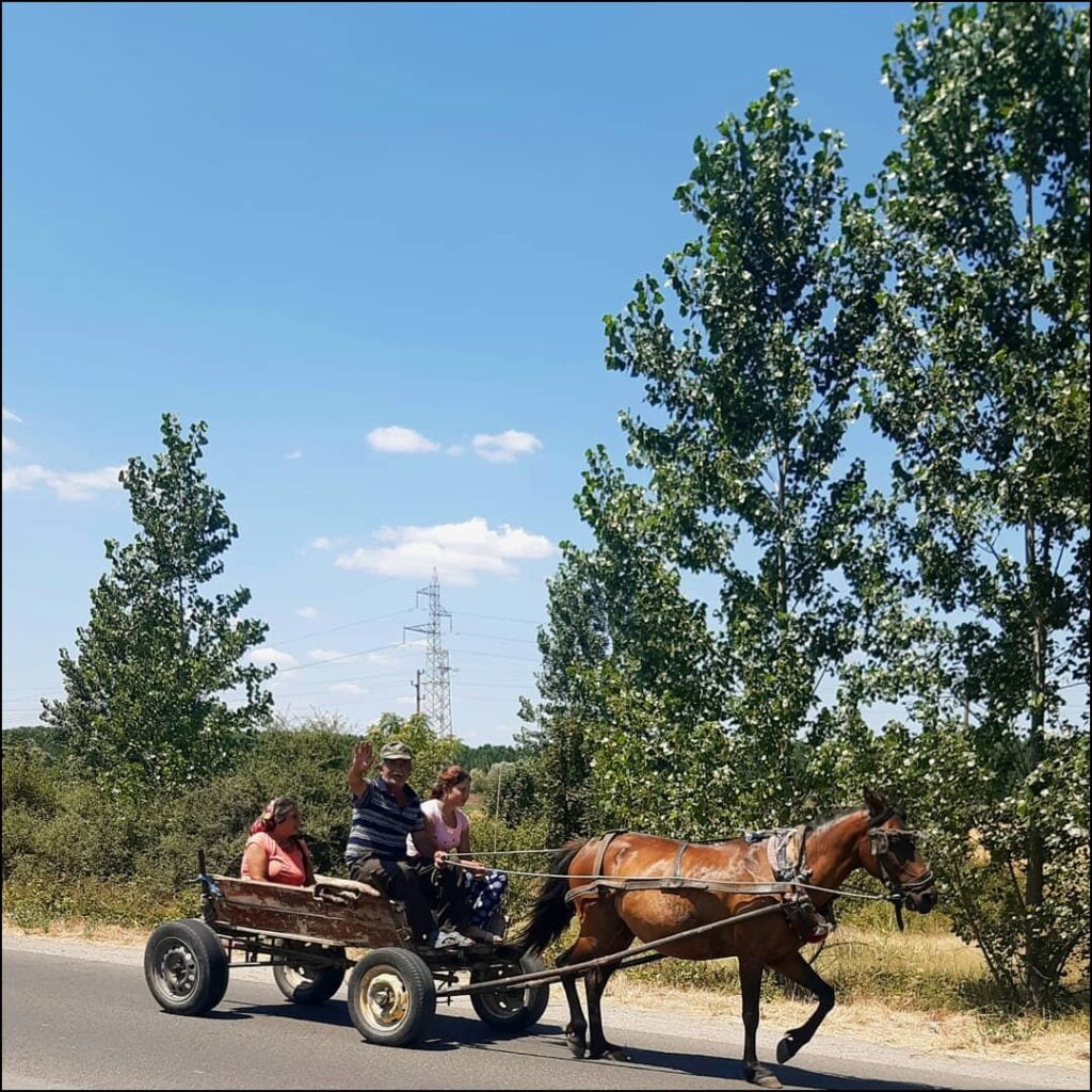 Rural life Bulgaria - Rural life daily life Bulgaria - Tom-Spirit Travel - Hitchhiking Eastern Europe