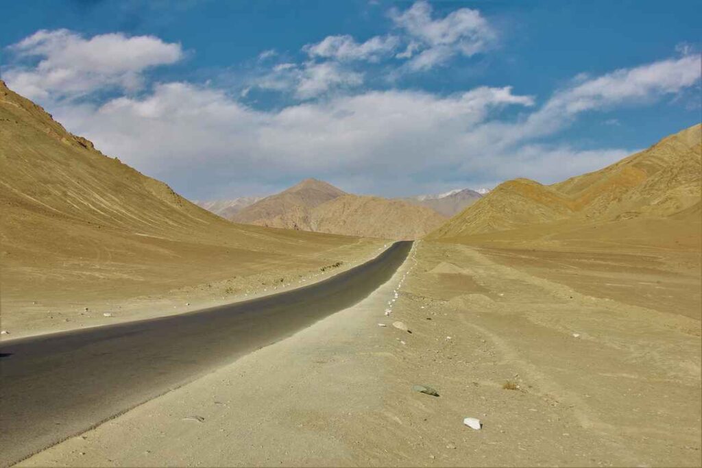 The magnetic hill of Ladakh