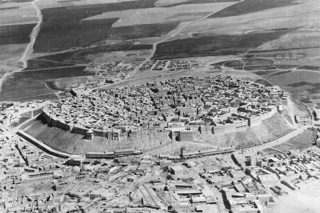 Old aerial photo of Erbil