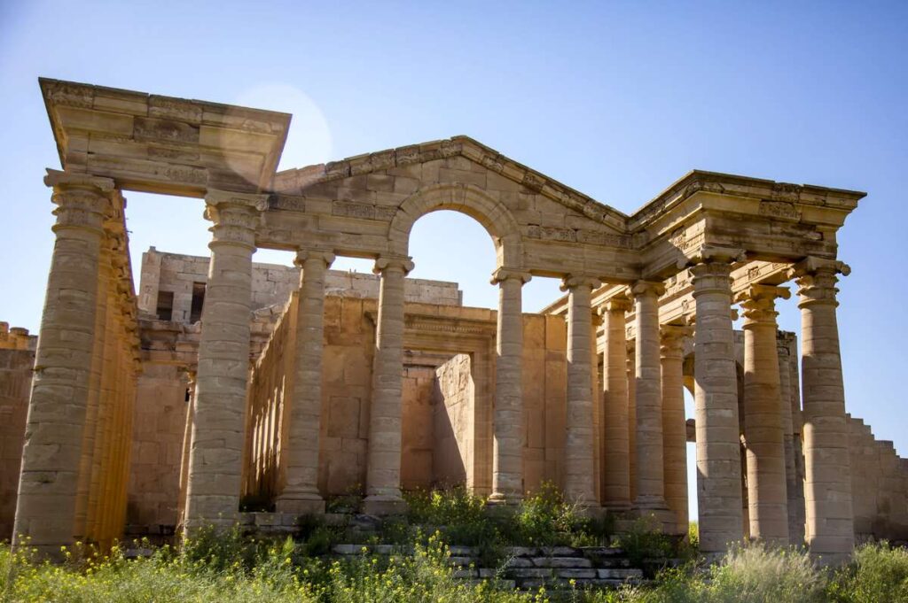 Temple à Hatra en Irak