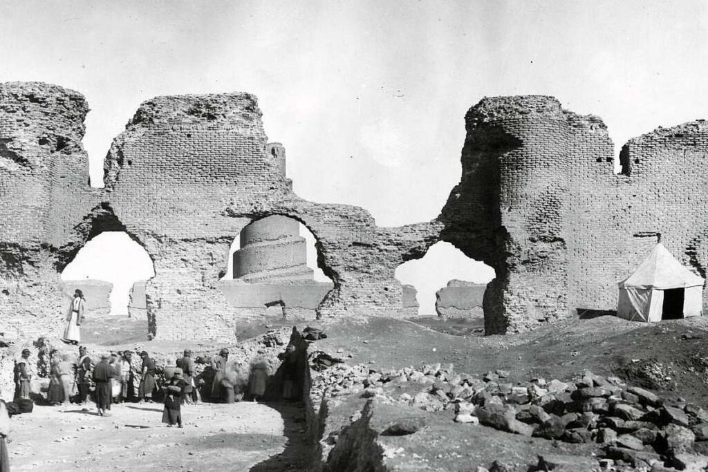 Ancienne photo de la mosquée de Samarra en Irak